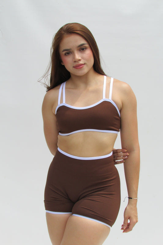 Set Lineas Short Café